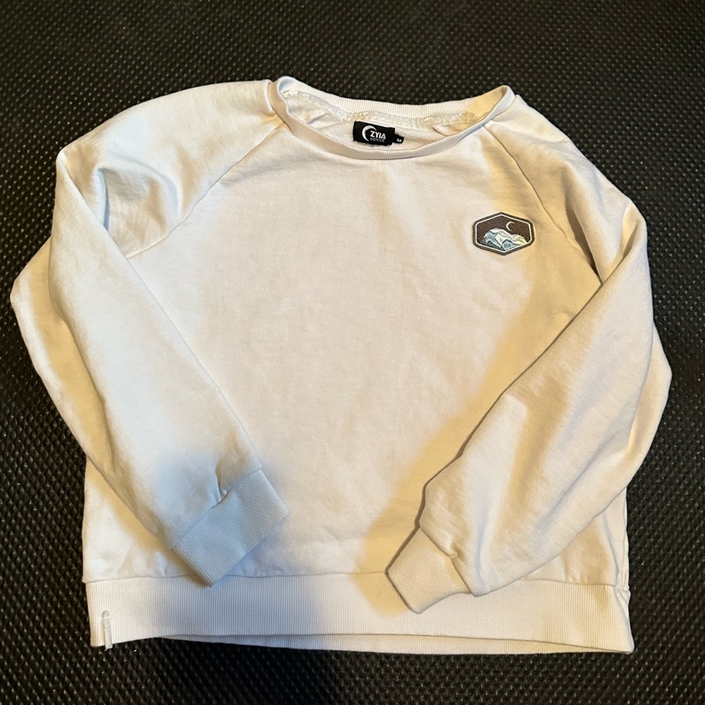 Zyia patch hoodie
